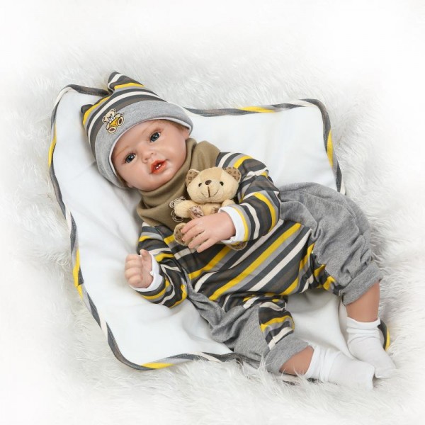 Silicone Reborn Baby Doll Lifelike Realistic Newborn Boy Doll 22inch